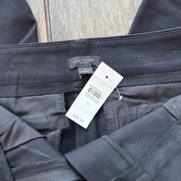 $18 NWT Ann Taylor Dress Pants SZ 10 - Picture 4 of 4